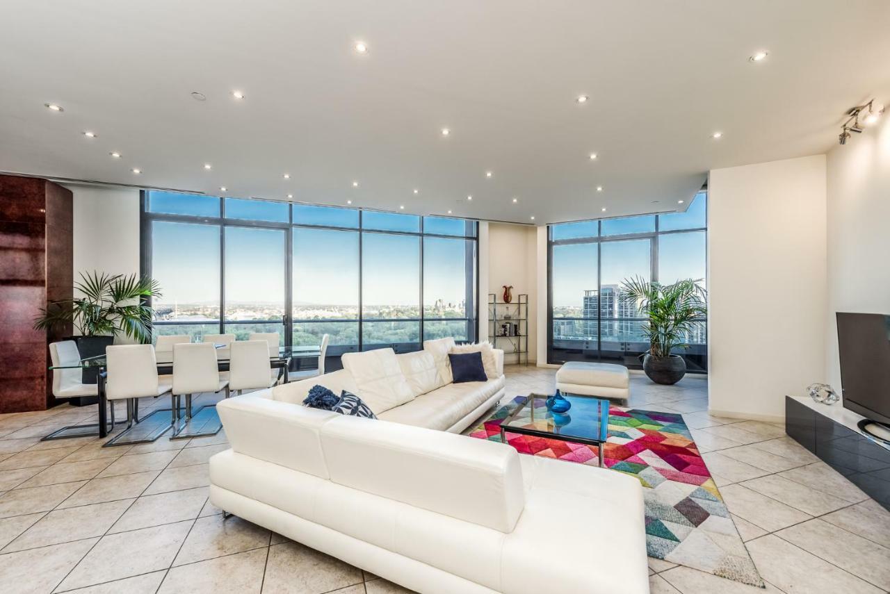 Exclusive Stays - Gallery Penthouse เมลเบิร์น ภายนอก รูปภาพ