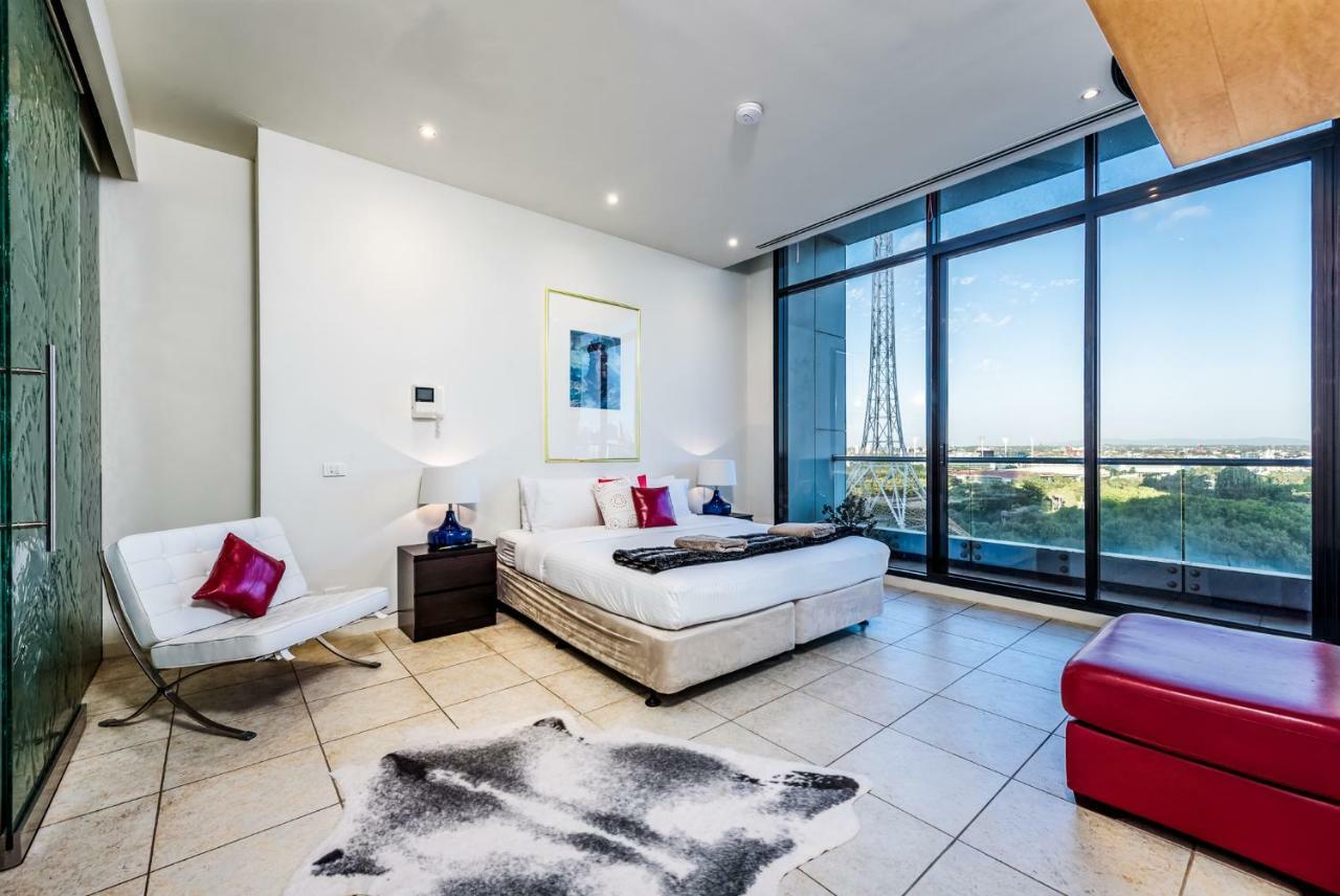 Exclusive Stays - Gallery Penthouse เมลเบิร์น ภายนอก รูปภาพ